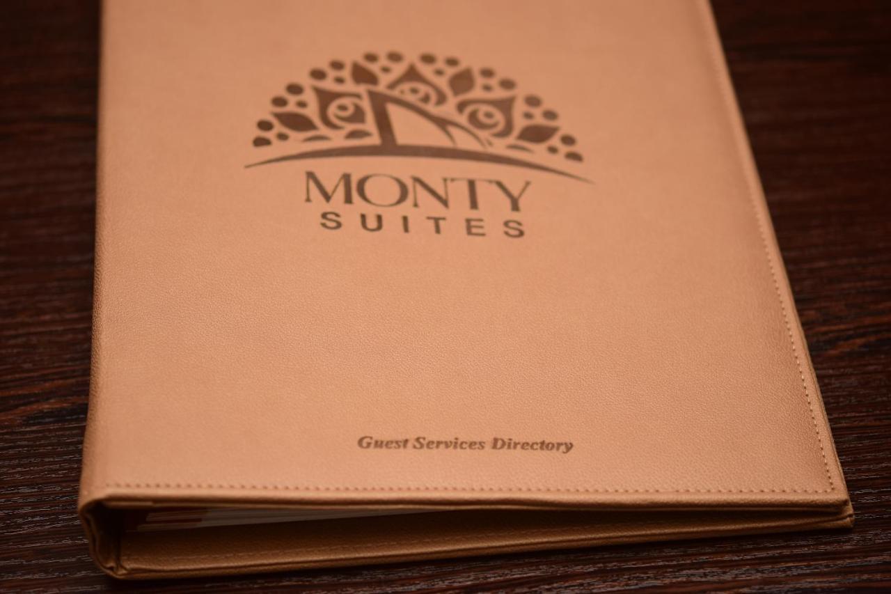 Monty Suites & Golf Uyo Exteriör bild